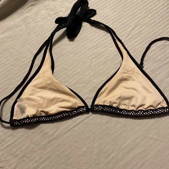 Victoria’s secret’s bikini top🏖​​​ - Picture 4 of 6